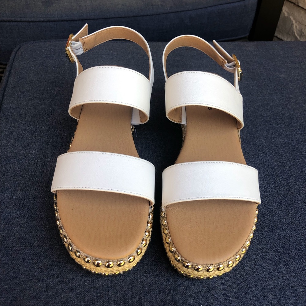 Seven Dials White Strap Stud Platform Sandals New… - image 3